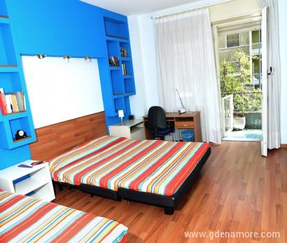 accommodation b&b milano lambrate, частни квартири в града Milano, Италия